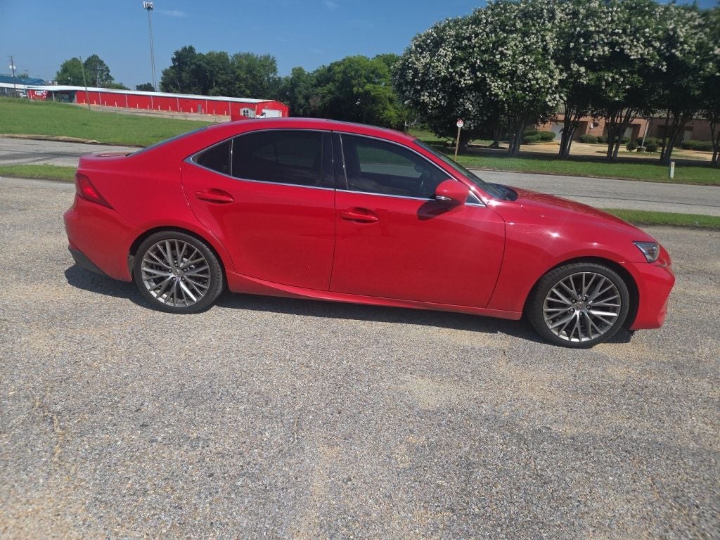 2017 Lexus IS 200t