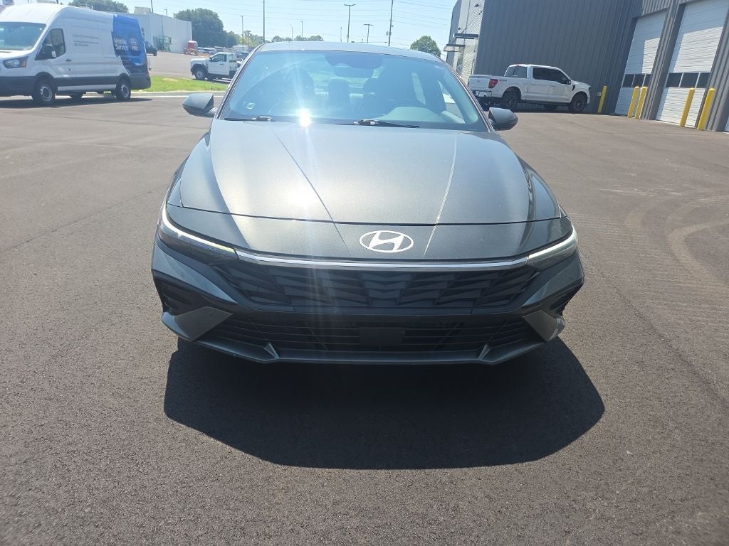 2024 Hyundai Elantra Hybrid Limited