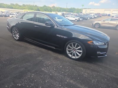 2018 Jaguar XJ R-Sport