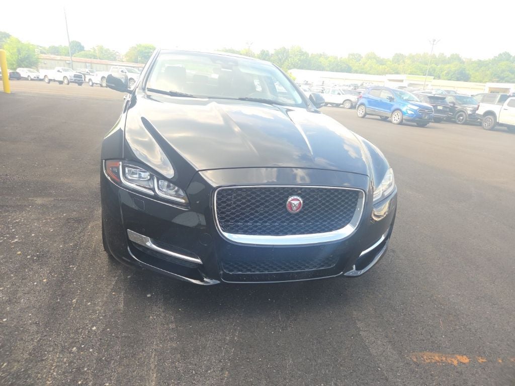 2018 Jaguar XJ R-Sport