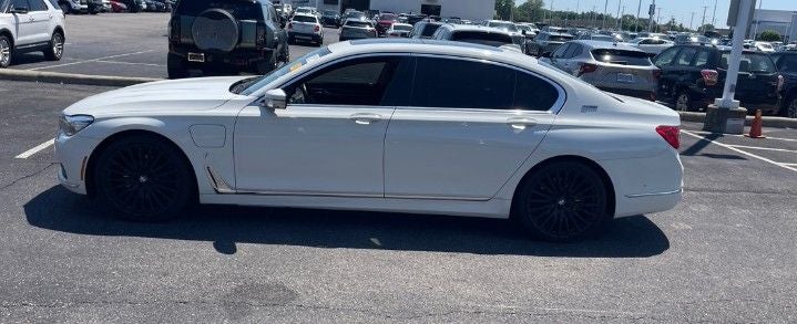 2018 BMW 7 Series 740e xDrive iPerformance