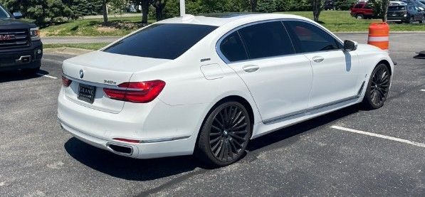 2018 BMW 7 Series 740e xDrive iPerformance