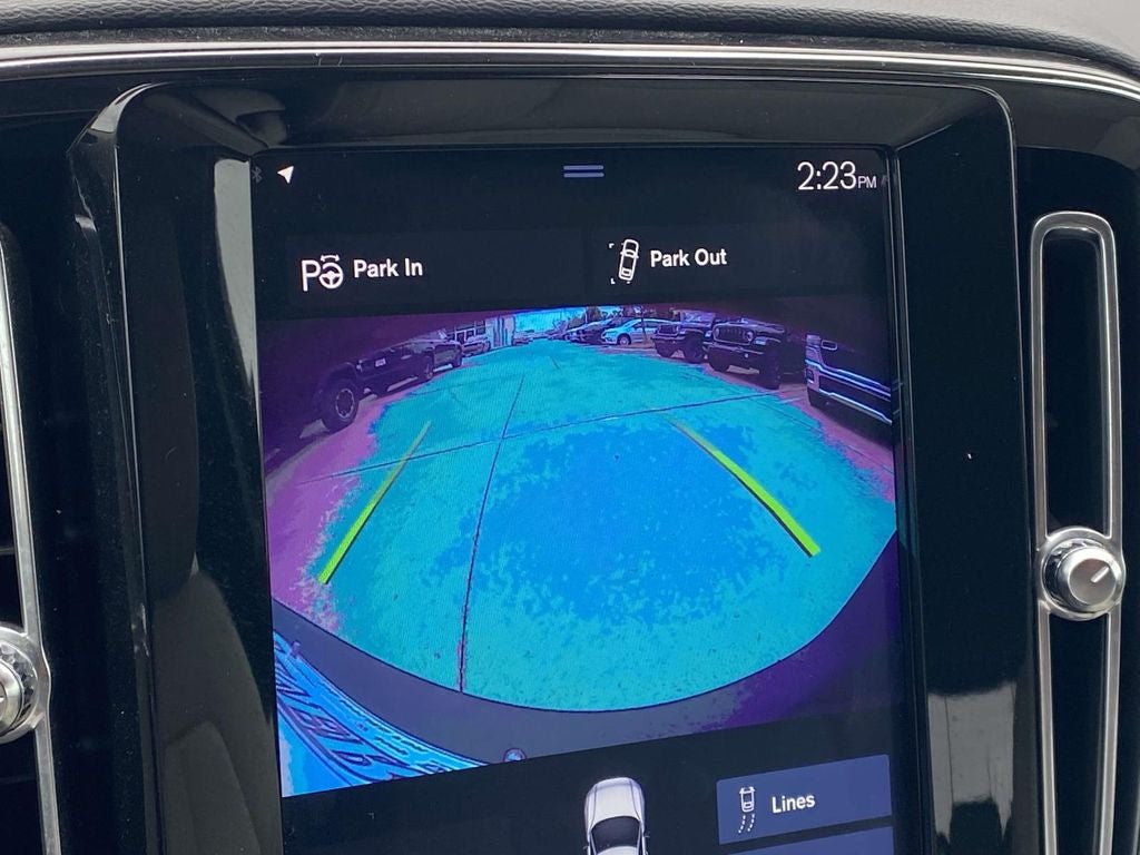 2019 Volvo XC40 Momentum