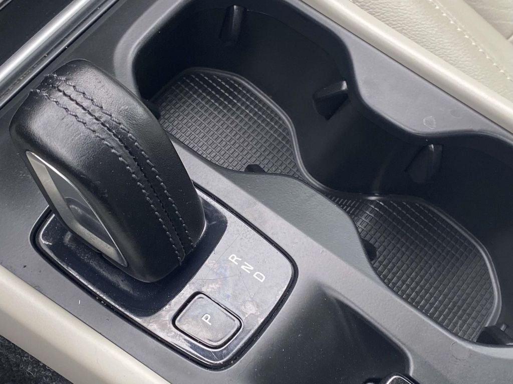 2019 Volvo XC40 Momentum