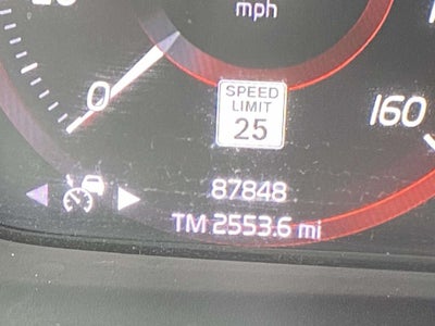 2019 Volvo XC40 Momentum