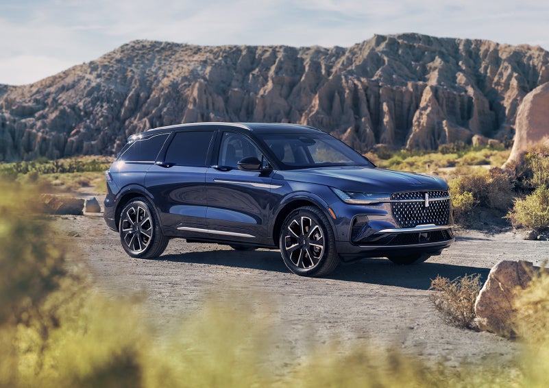 A 2024 Lincoln Nautilus® SUV is parked in a desert national park. | Stivers Lincoln (AL) in Montgomery AL