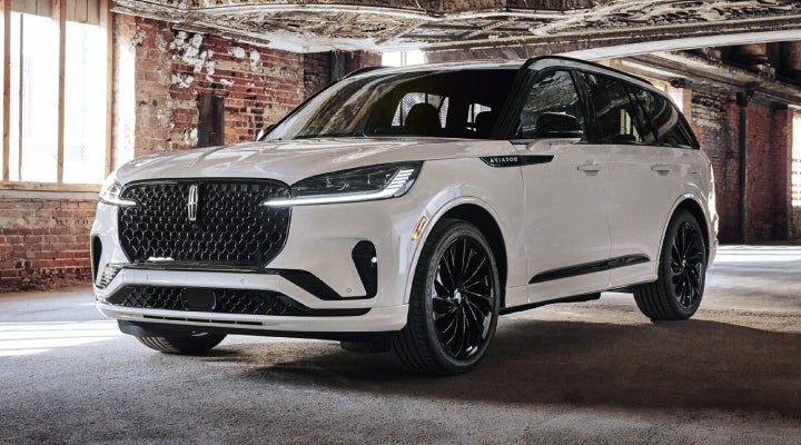 A 2026 Lincoln Aviator® SUV is shown with the available Jet Appearance Package. | Stivers Lincoln (AL) in Montgomery AL