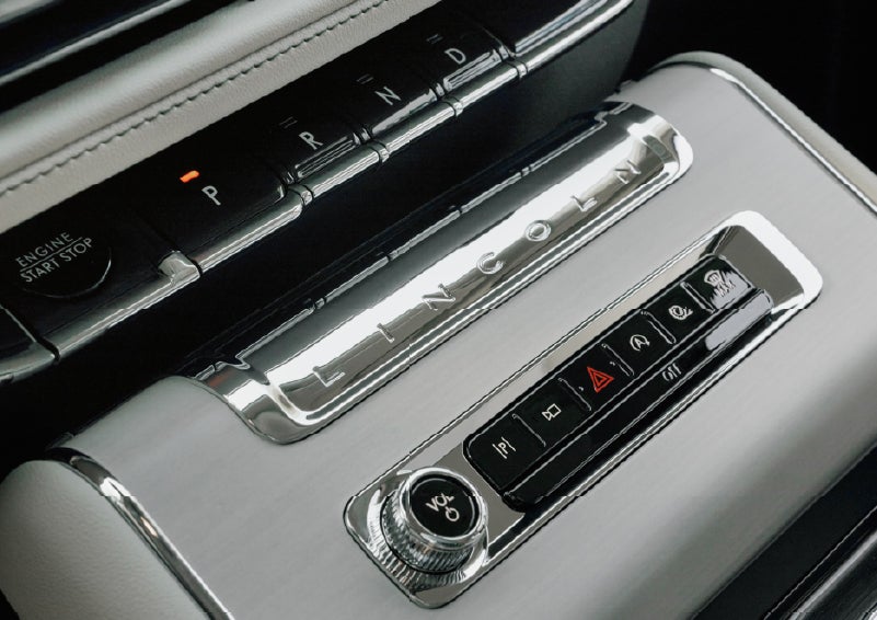 The piano key gear selector of a 2027 Lincoln Aviator® Back Label™ SUV. | Stivers Lincoln (AL) in Montgomery AL